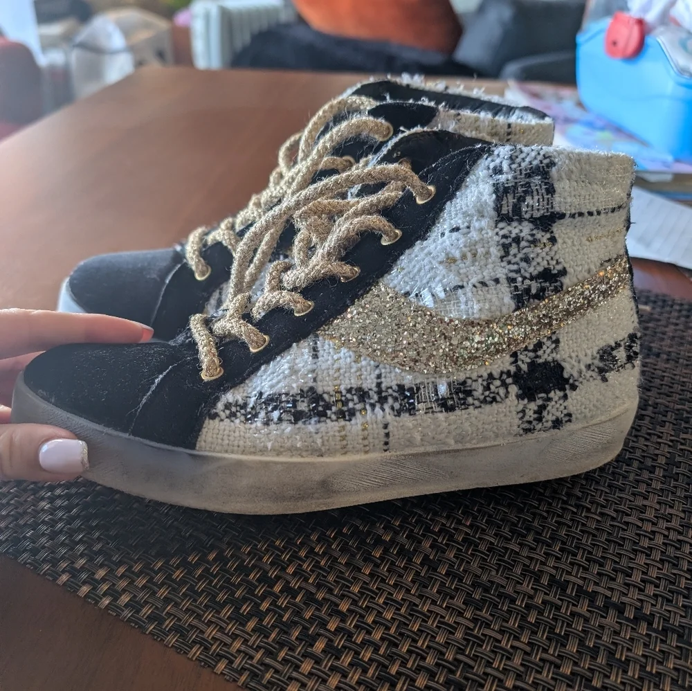 Fiori Di Picche Fashionable Tweed/Boucle  Sneakers with Gold Lace - Picture 9 of 11